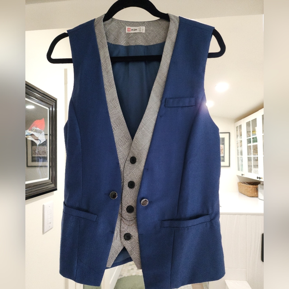 Men's blue small suit vest